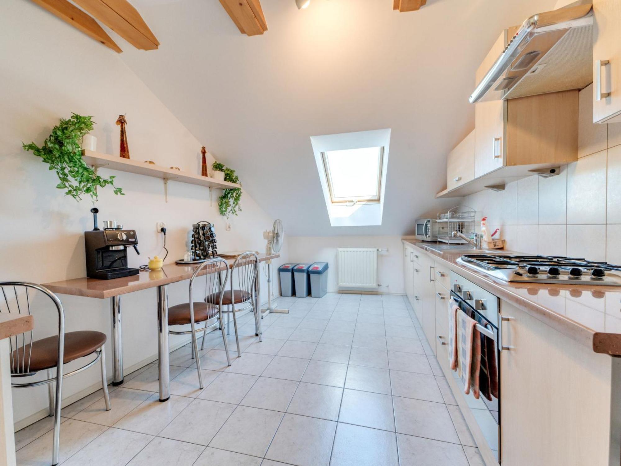 Apartment Krolowej Jadwigi By Interhome คราคูฟ ภายนอก รูปภาพ
